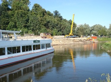 Bau des neuen Siels in Hitzacker: Uferarbeiten zur Vorbereitung